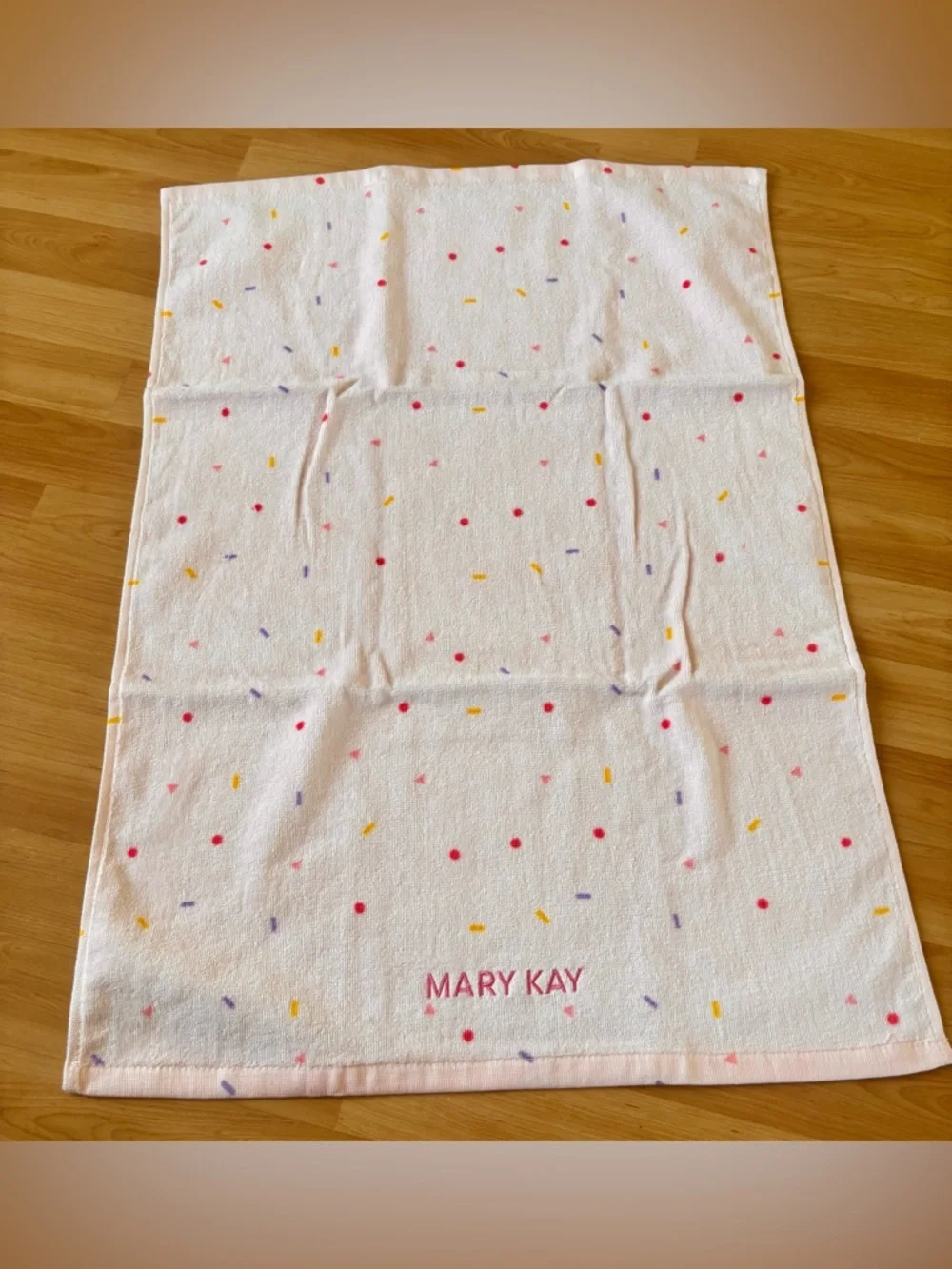 Mary Kay Light Pink Wash Cloth and Hand Towel